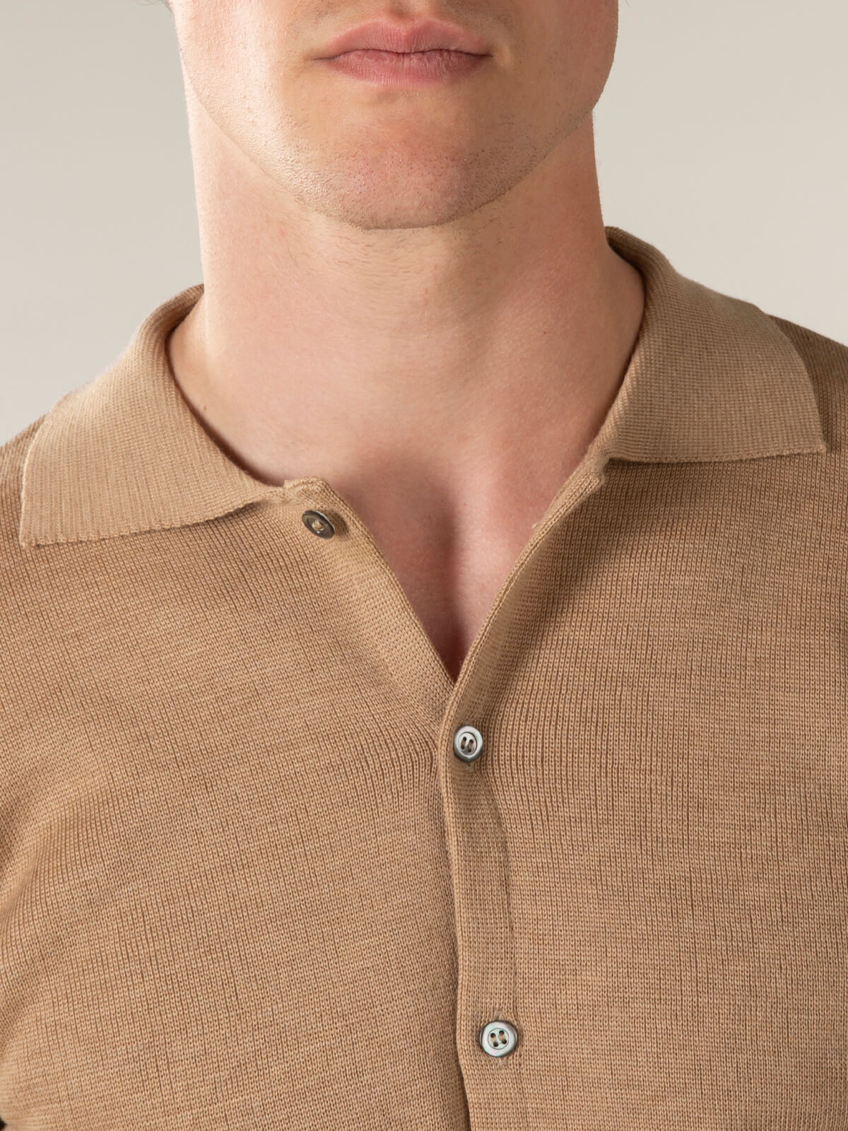 Extrafine Merino Knitted Shirt Beige - Image 3