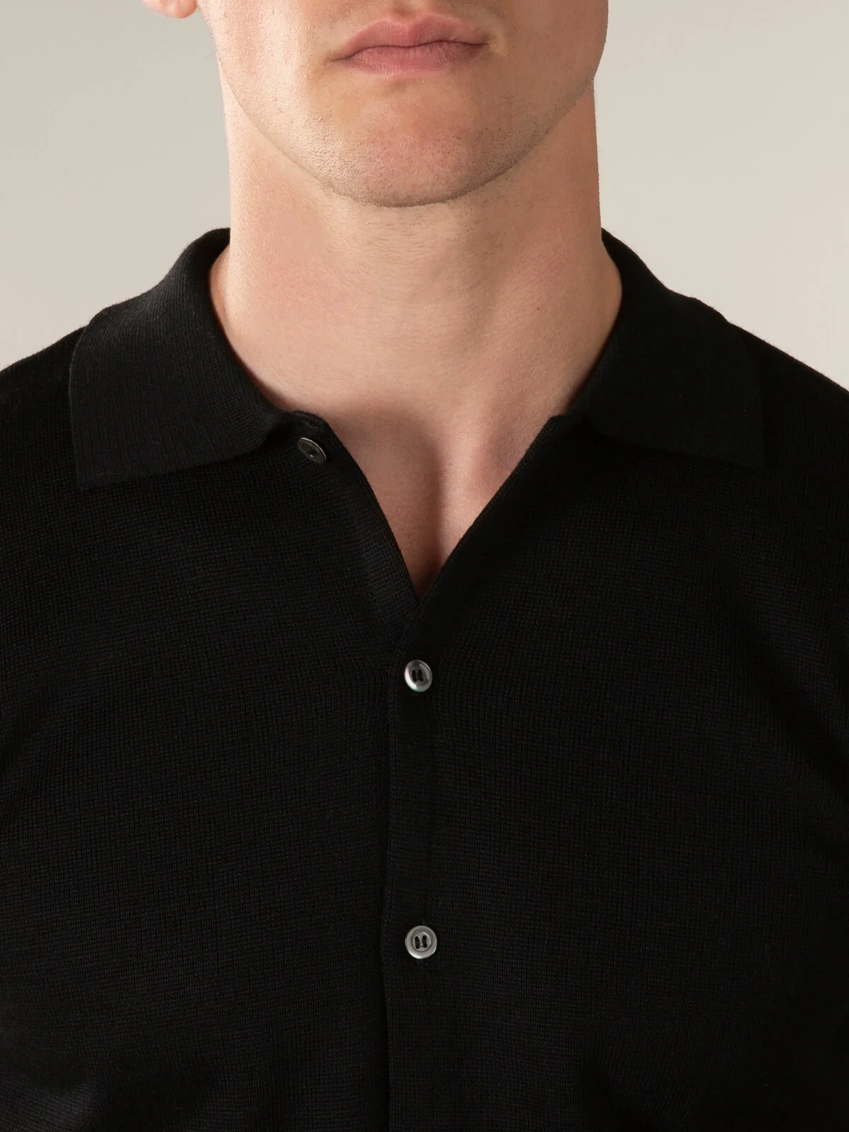 Extrafine Merino Knitted Shirt Black - Image 3